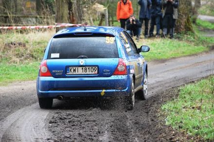 Mirosław Włodarczyk i Marek Kaczmarek - Renault Clio Sport.